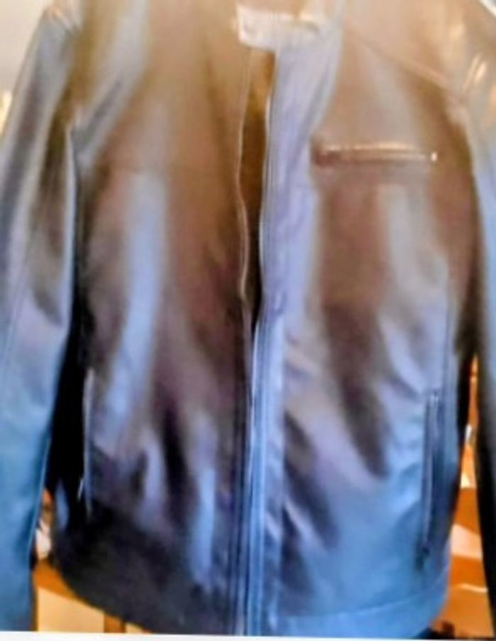 Vends .ce blouson cuir homme Taille L. Cuir - photo numéro 4