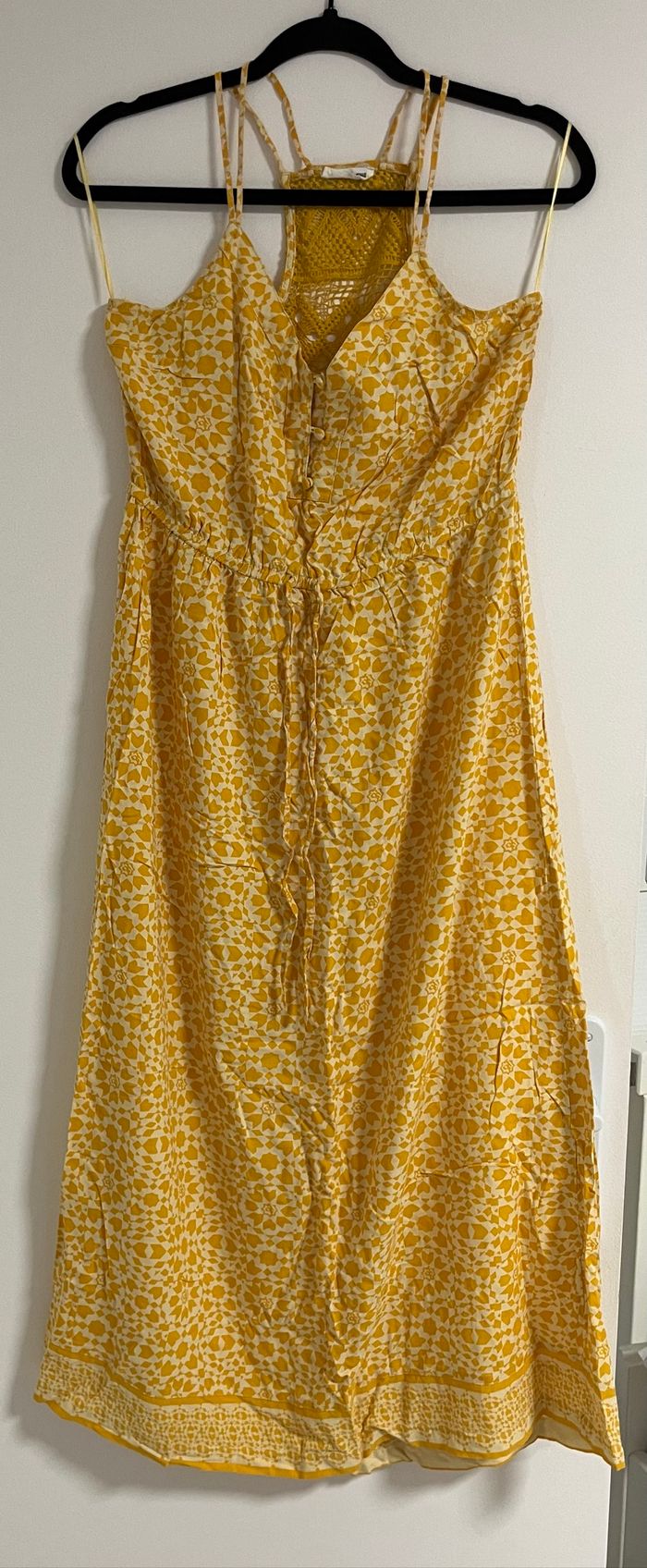 Robe longue jaune moutarde - photo numéro 2