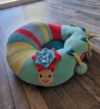 Fauteuil/ siège/ coussin d'éveil Sophie la girafe