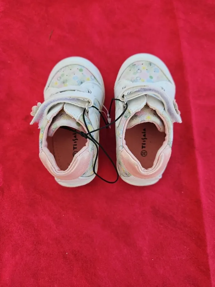Chaussures bebe - photo numéro 2