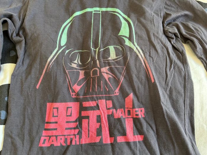 Haut / tee shirt manches longues star wars 11 ans / 12 ans - photo numéro 2