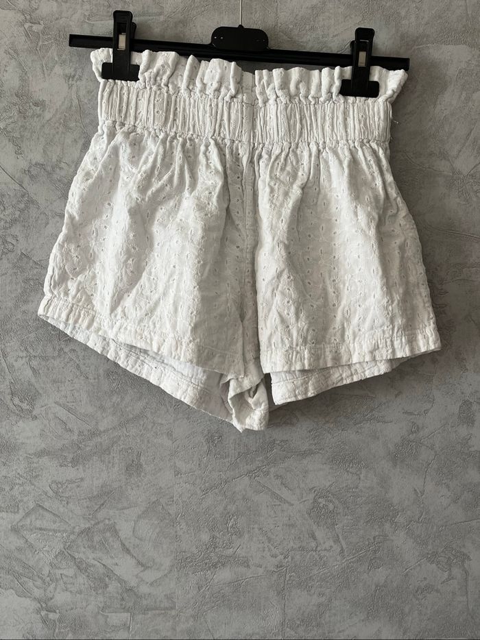 Short blanc