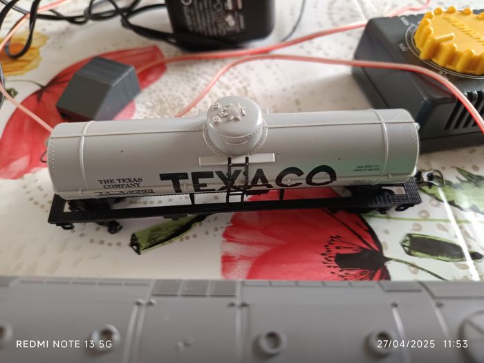 Locomotive Pour train miniature Ho marque mehano avec wagon et transfo - photo numéro 4