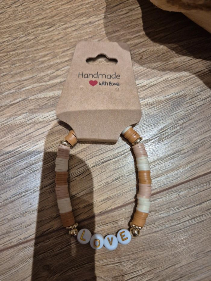 Bracelet perles plates #love - photo numéro 2