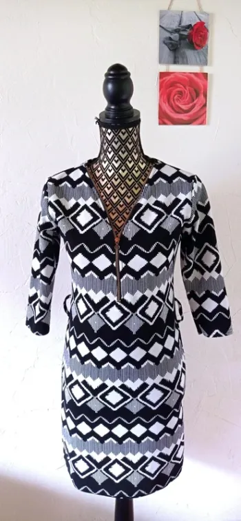 🌸 Robe courte, taille 36