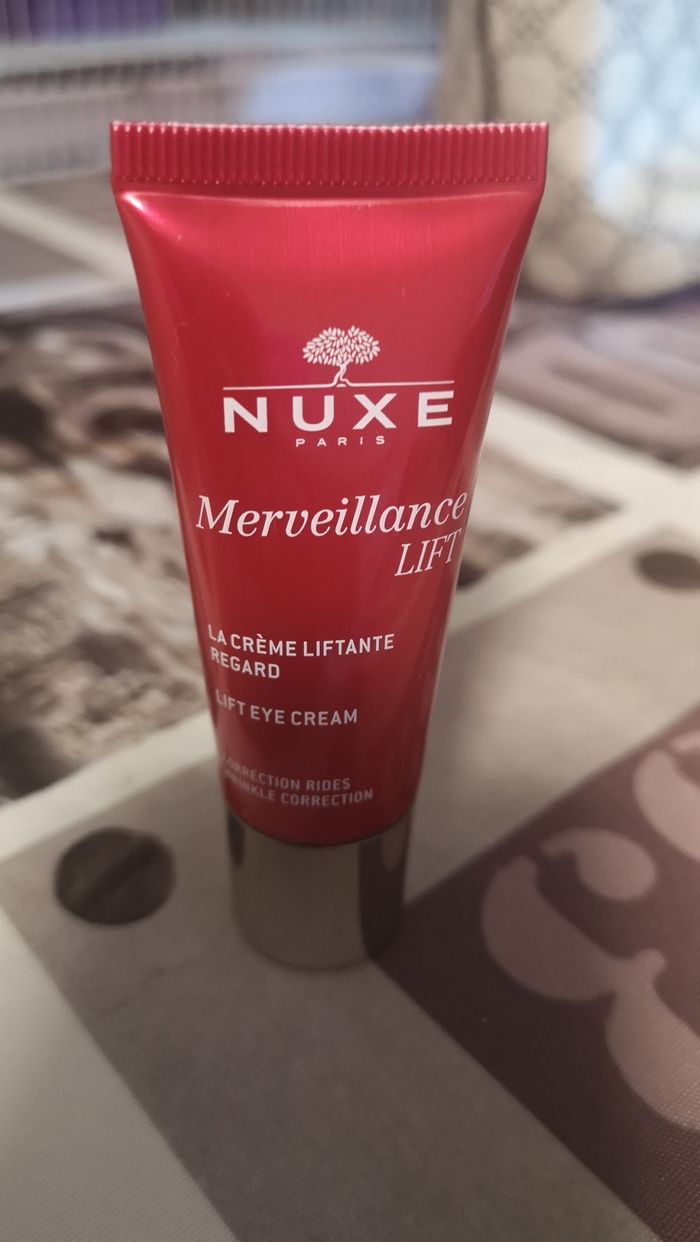Crème liftante Merveillance Lift Nuxe