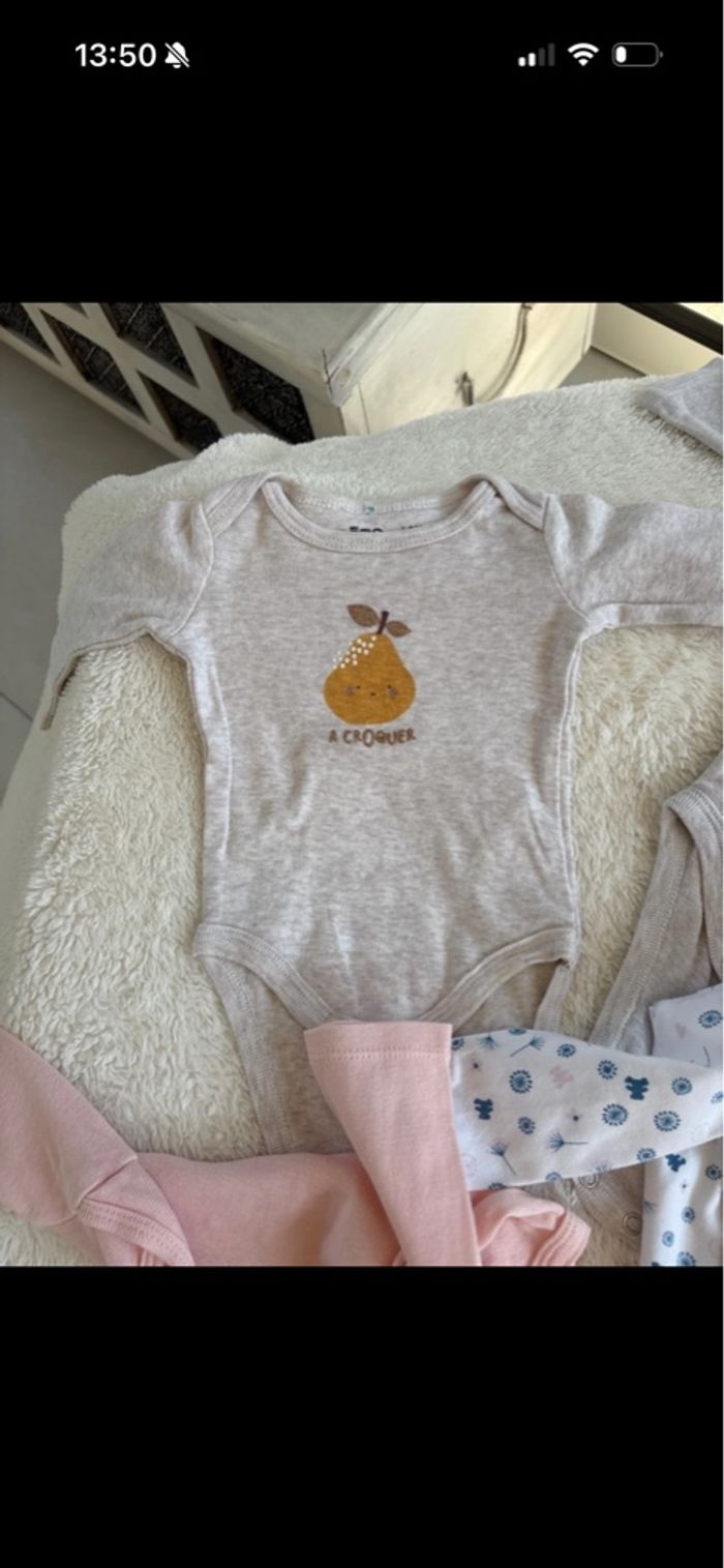 Lot de bodies 3 mois lulu castagnette kiabi - photo numéro 6