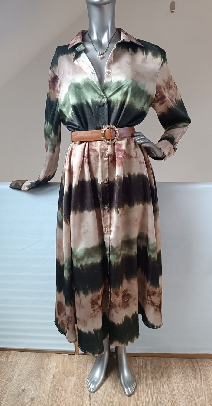 Robe longue taille 40/42 - photo numéro 3