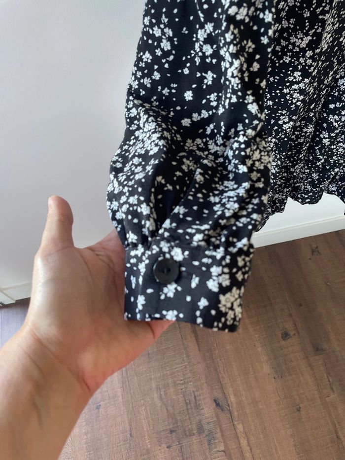 Robe Zara taille xl noire et fleur - photo numéro 3