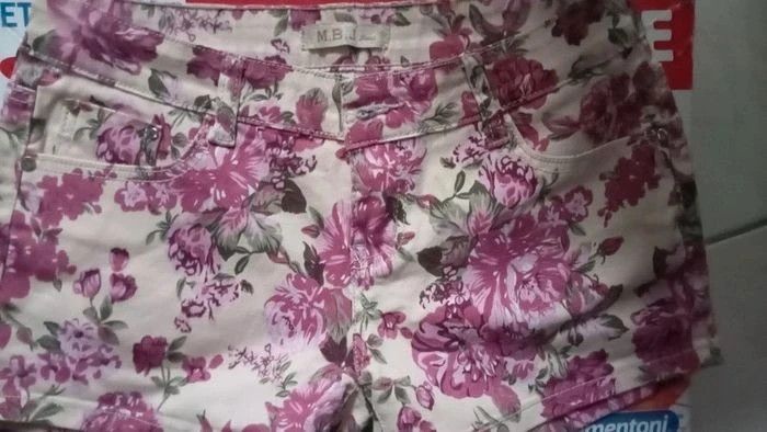 Short en jean à motif - photo numéro 11