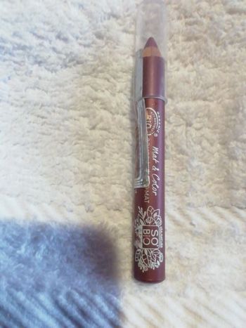 Rouge à lèvres mat SO BIO neuf