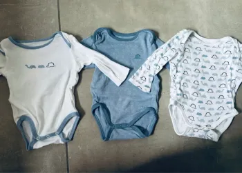 3 bodies dinosaures Obaïbi 3 mois 59cm