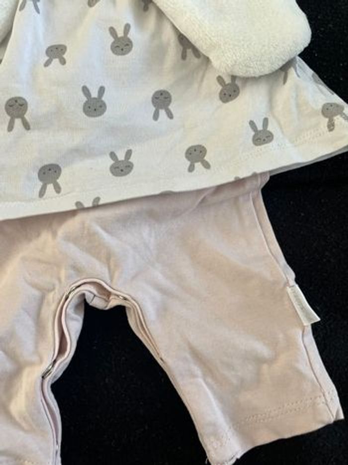 Ensemble 0 mois - photo numéro 3