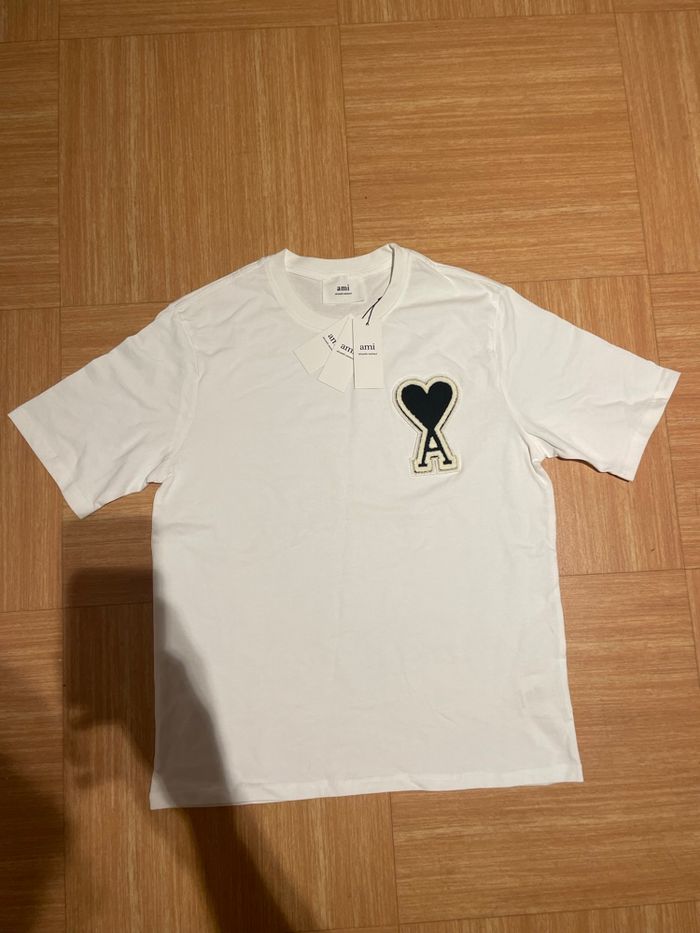 T-shirt Ami Paris blanc – taille M - photo numéro 2