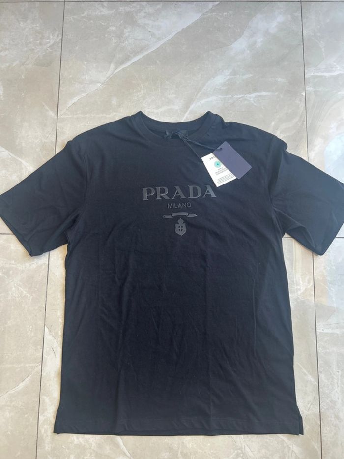 T Shirt Prada