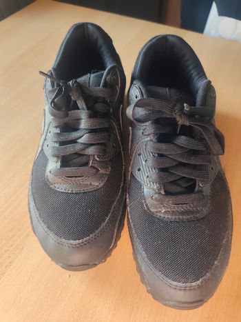 Basket nike air max noir TBE 39