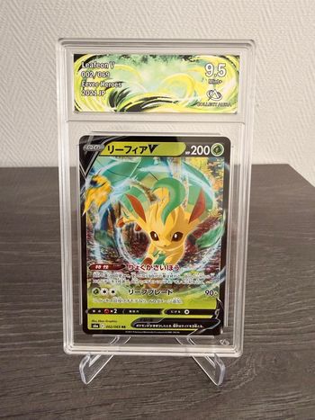 Phyllali V (Leafeon) JP – Carte Pokémon gradée Collect Aura 9.5 – Eevee Heroes S6A 002/069