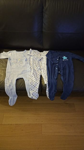 Lot de 3 pyjamas  4 à 18 mois