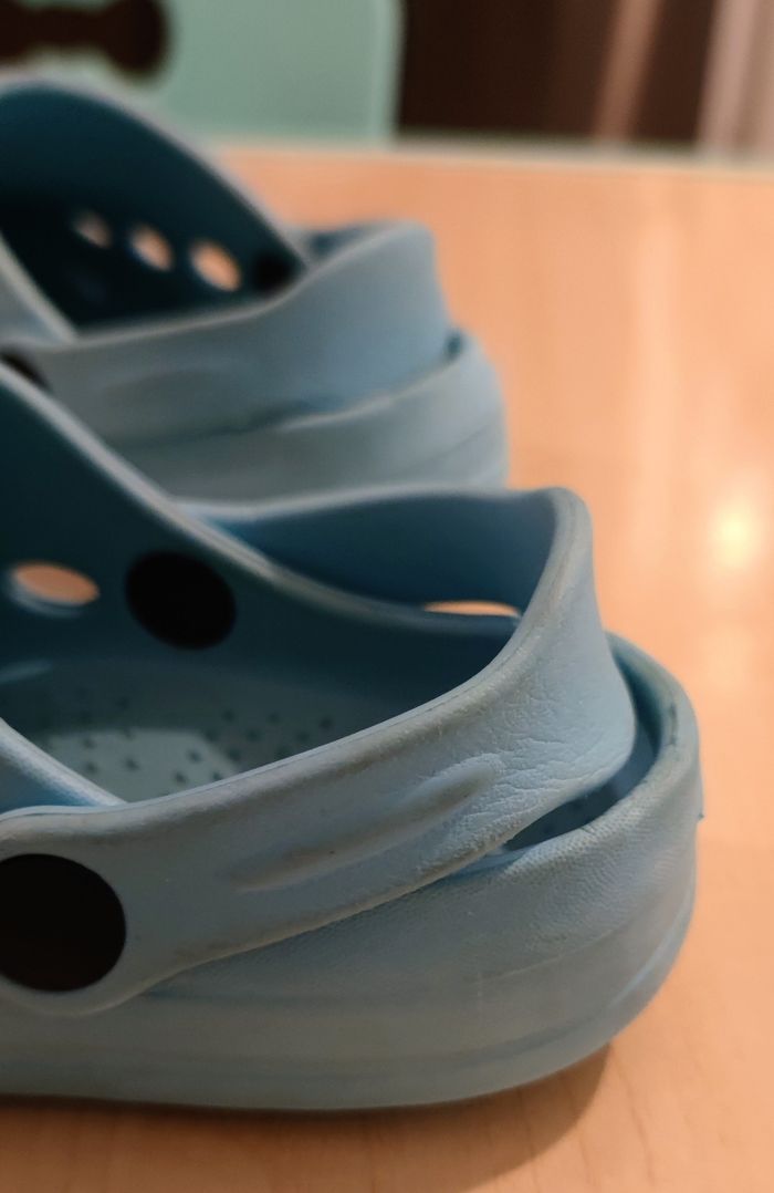 Paire de crocs 🐦 Mickey 🎈 Mousse 🌈 26/27 - photo numéro 9