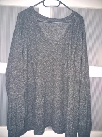 Pull gris foncé