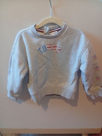Pull tommy Hilfiger 2an 92cm