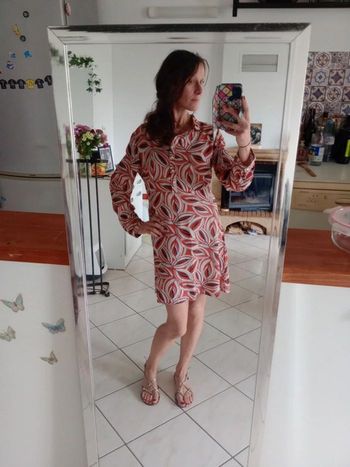 Robe 42 fantaisie feuilles graphique p