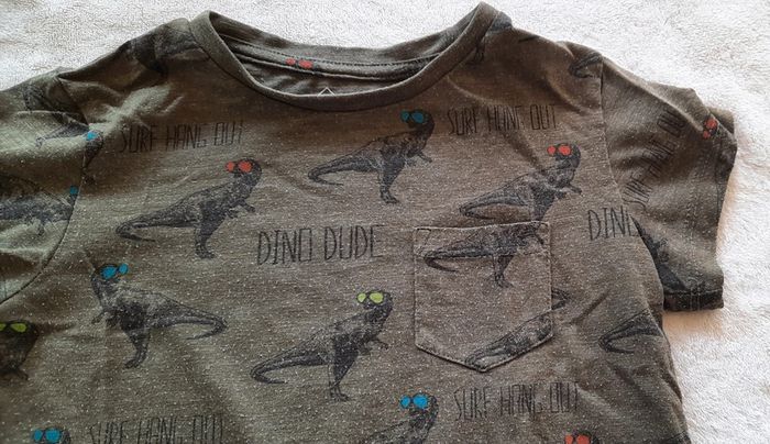 T-shirt Dinosaure - photo numéro 2