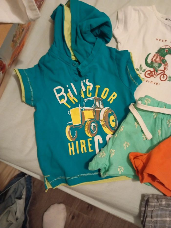 Lots de vêtements - photo numéro 2