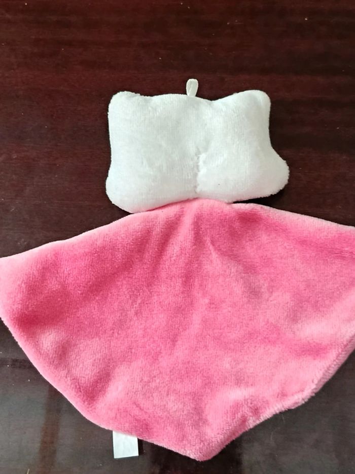 Doudou plat Hello Kitty - photo numéro 3