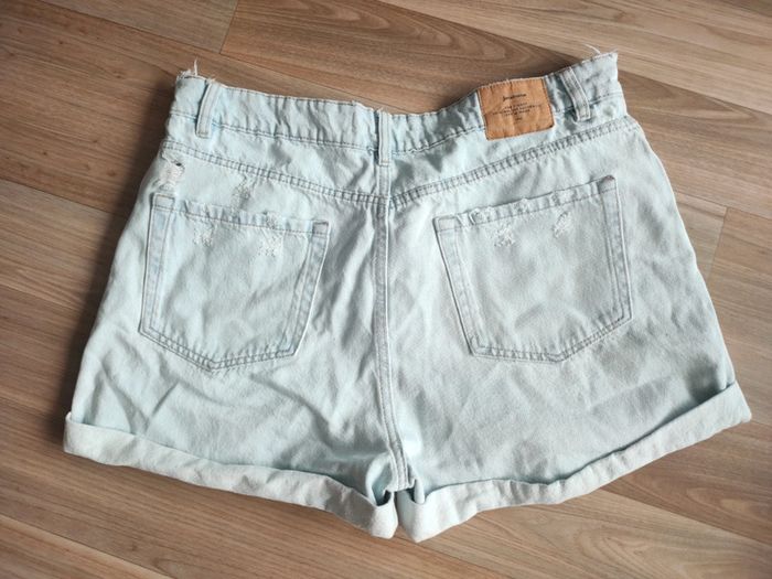 Short en jean mom taille 44 Stradivarius excellent état - photo numéro 5