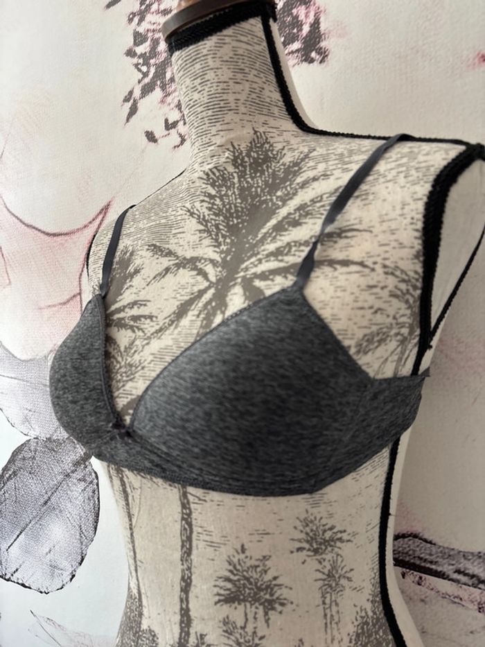 Soutien gorge fille taille 14/16ans - photo numéro 3