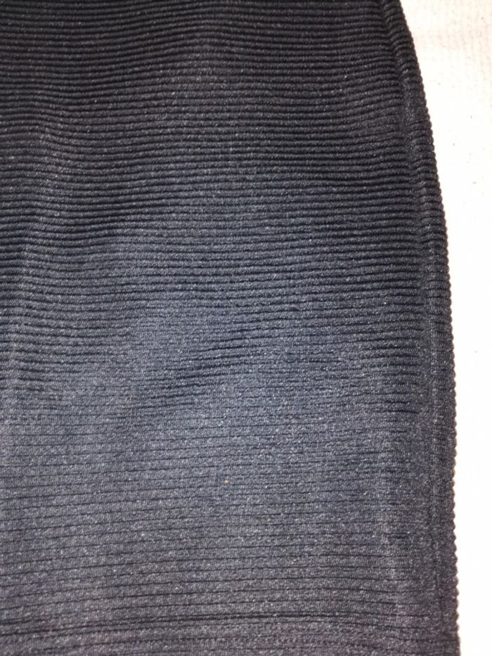 Minnie jupe noire taille 42 marque Promod en excellent état - photo numéro 2