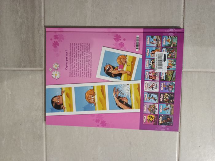 Livre "Les Sisters" - photo numéro 2