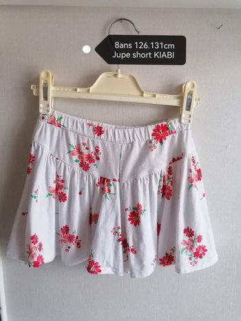Short fleuri 8ans 126.131cm