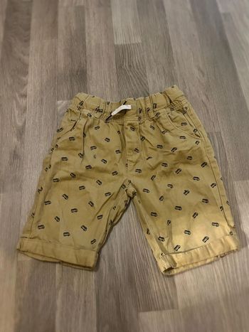 Short taille 8 ans