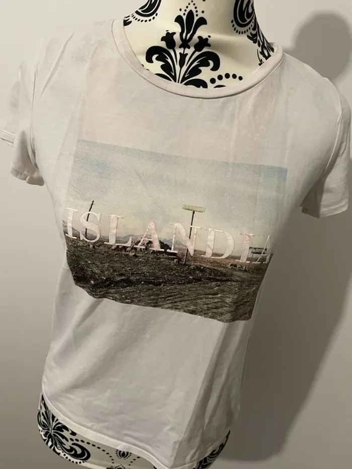 T-shirt à manches courte blanc col rond motifs Island Kiabi taille S - photo numéro 2