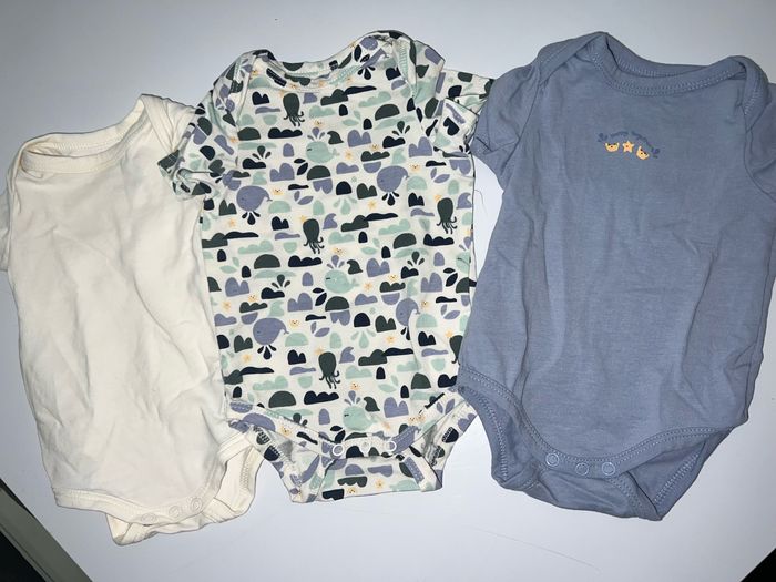 Lot de 3 jolis bodys