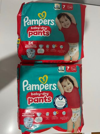 2 paquets de couches Pampers baby dry pants 