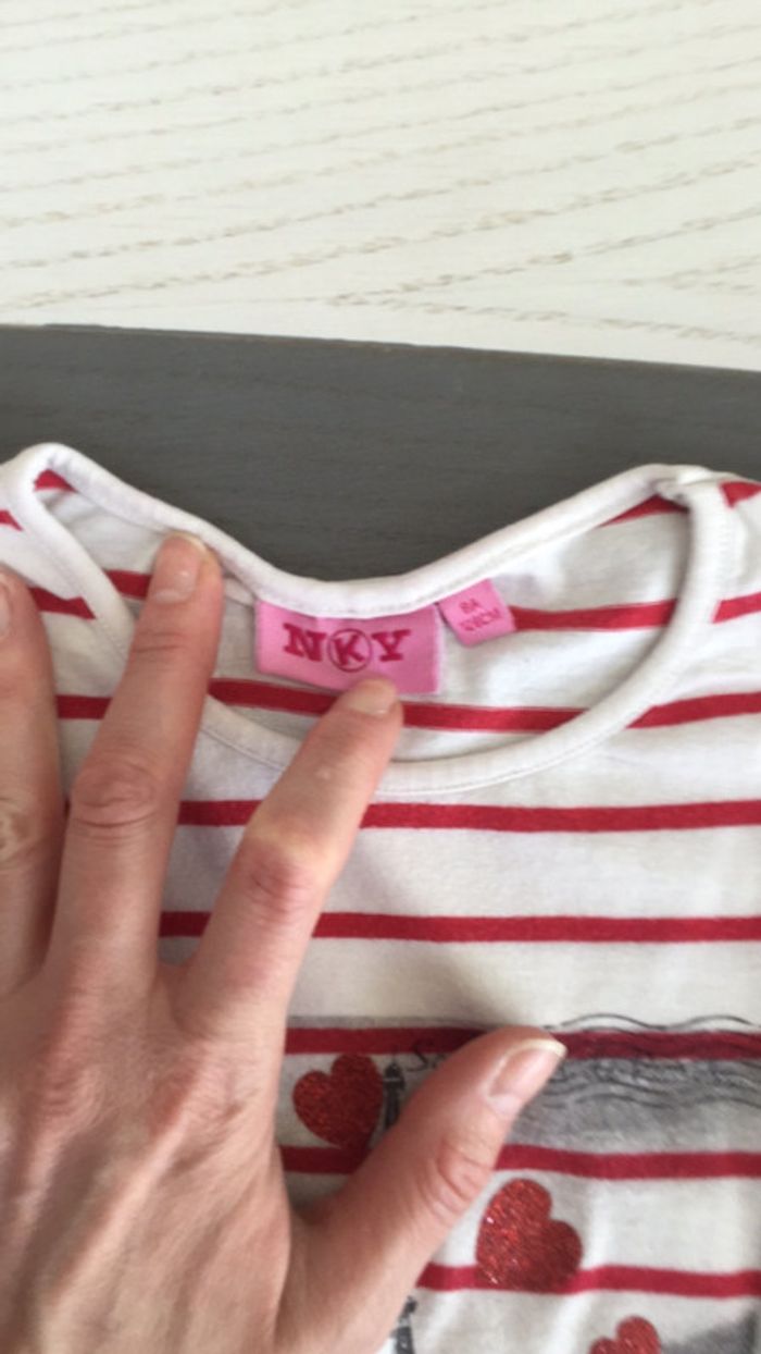 Tee-shirts Ml marinière blanc rouge Paris 8 ans NKY - photo numéro 4