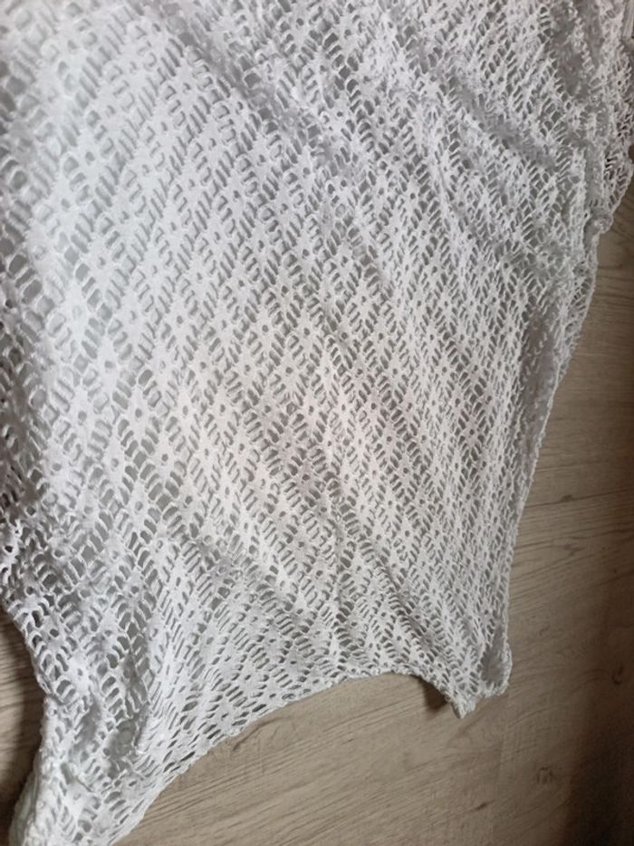 Haut débardeur blanc dentelle taille unique avec mesure parfait état - photo numéro 11