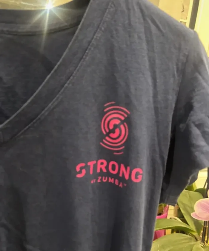 Tee shirt sport femme taille L Strong by Zumba - photo numéro 2