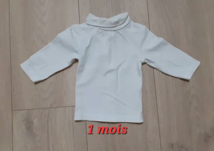 Tshirt col roulé 1 mois