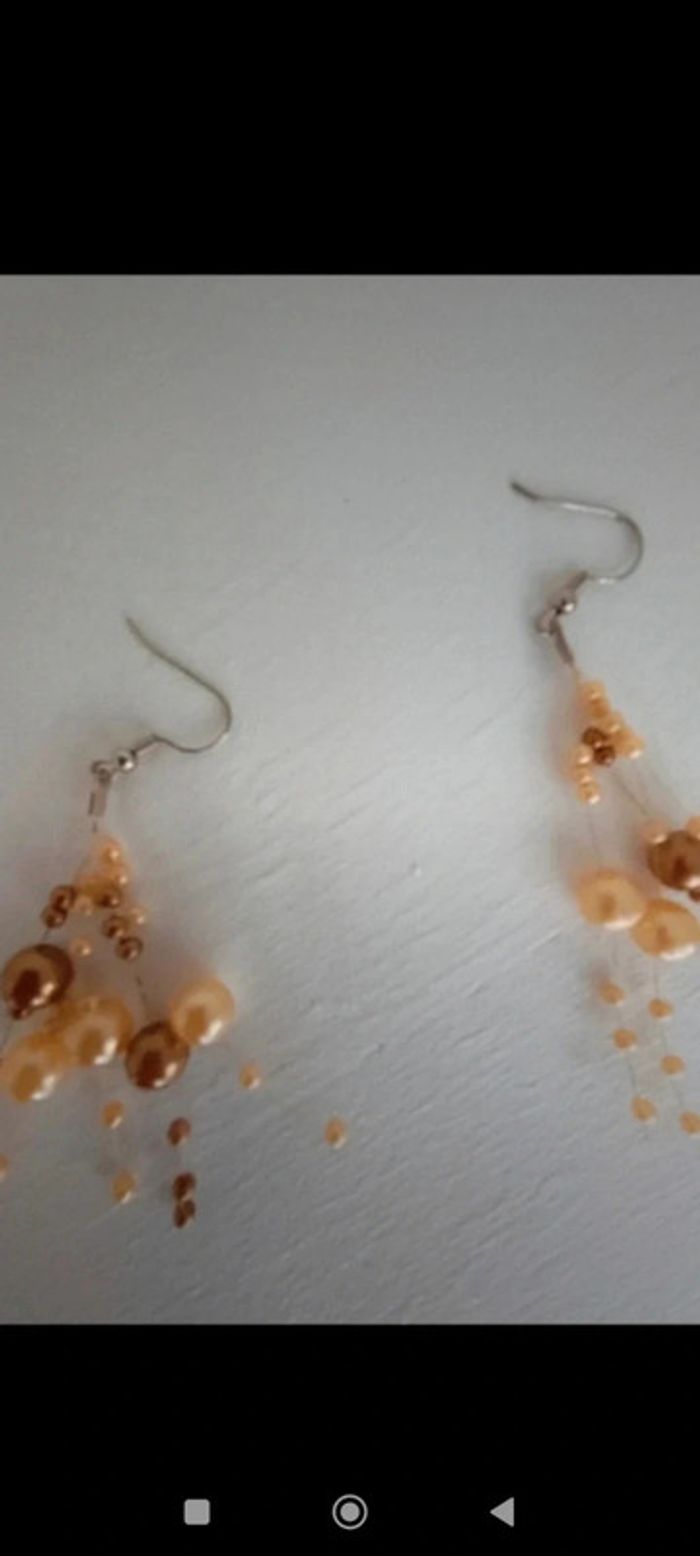 Boucles d'oreilles fantaisie - photo numéro 4