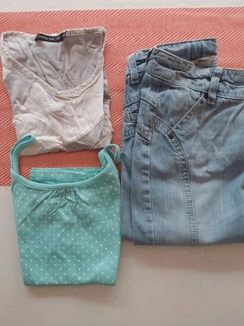 Lot 3 pièces 8ans pantacourt  débardeur