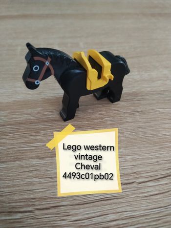 Lego castle minifig cheval 4493c01pb02