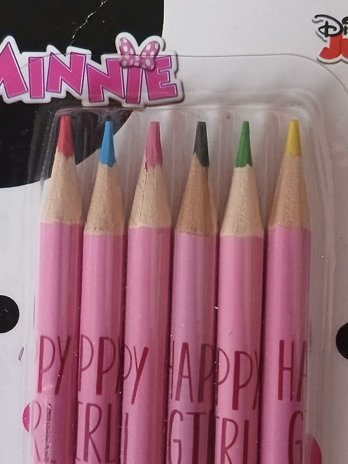 Papeterie Disney: 6 Crayons-couleur Minnie +Maxi gomme Mickey & ses amis - photo numéro 9