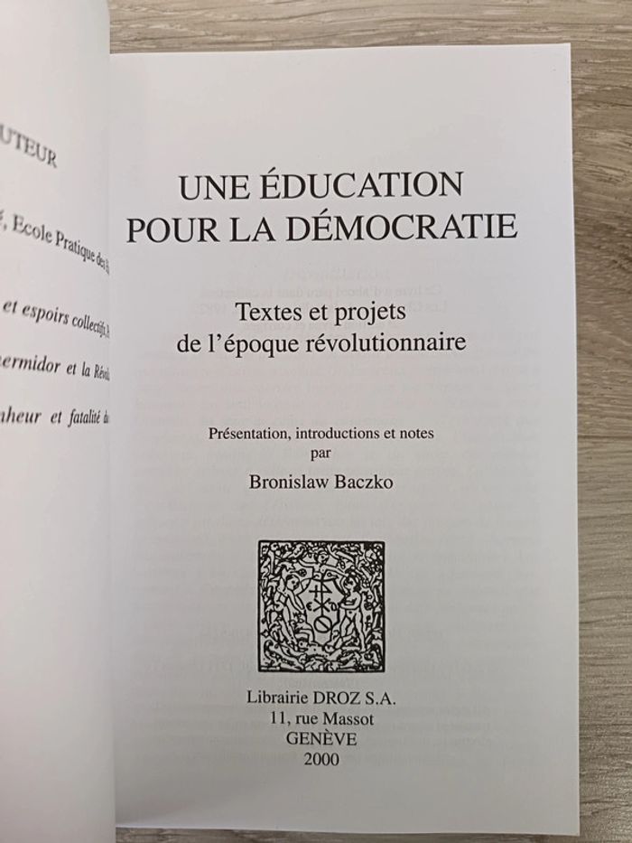 Une éducation pour la democratie Textes et projets de l'époque révolutionnaire Bronislaw Baczko - photo numéro 7
