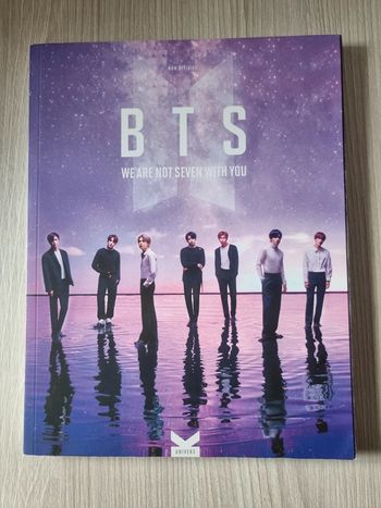 Livre BTS We are not seven with you