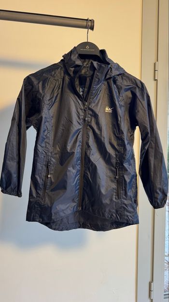 Veste de pluie 8/10ans mini Mac un sac bleu marine