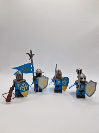 Figurines type lego 4 chevaliers templiers seigneur des anneaux